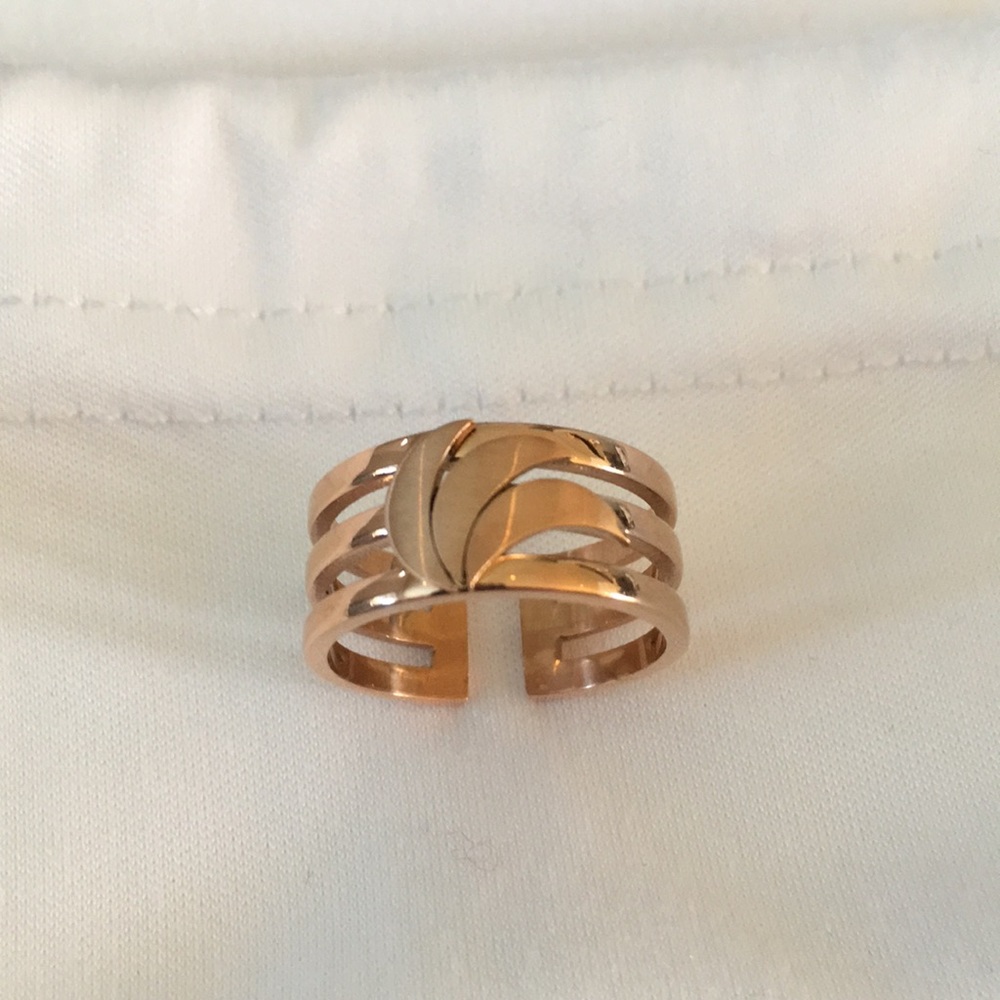 Euforia Ascent Rose Gold Tri-Loop Ring